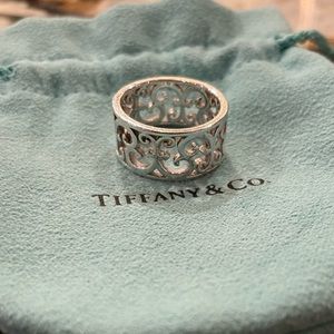 Tiffany & Co sterling silver scroll ring.  Size 6